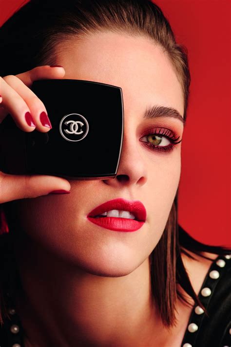 kristen stewart chanel.